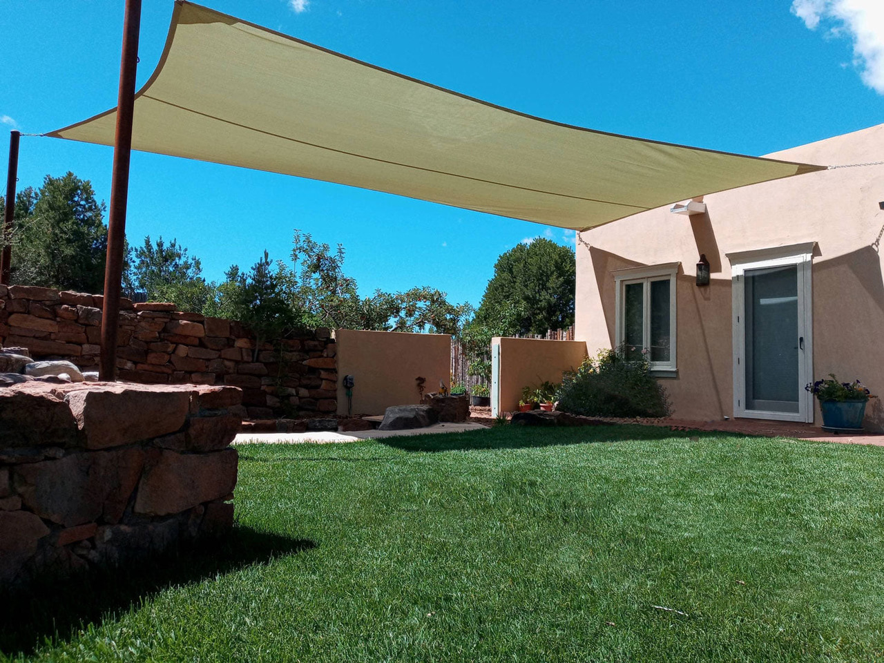 shade from santa fe awning to keep cool