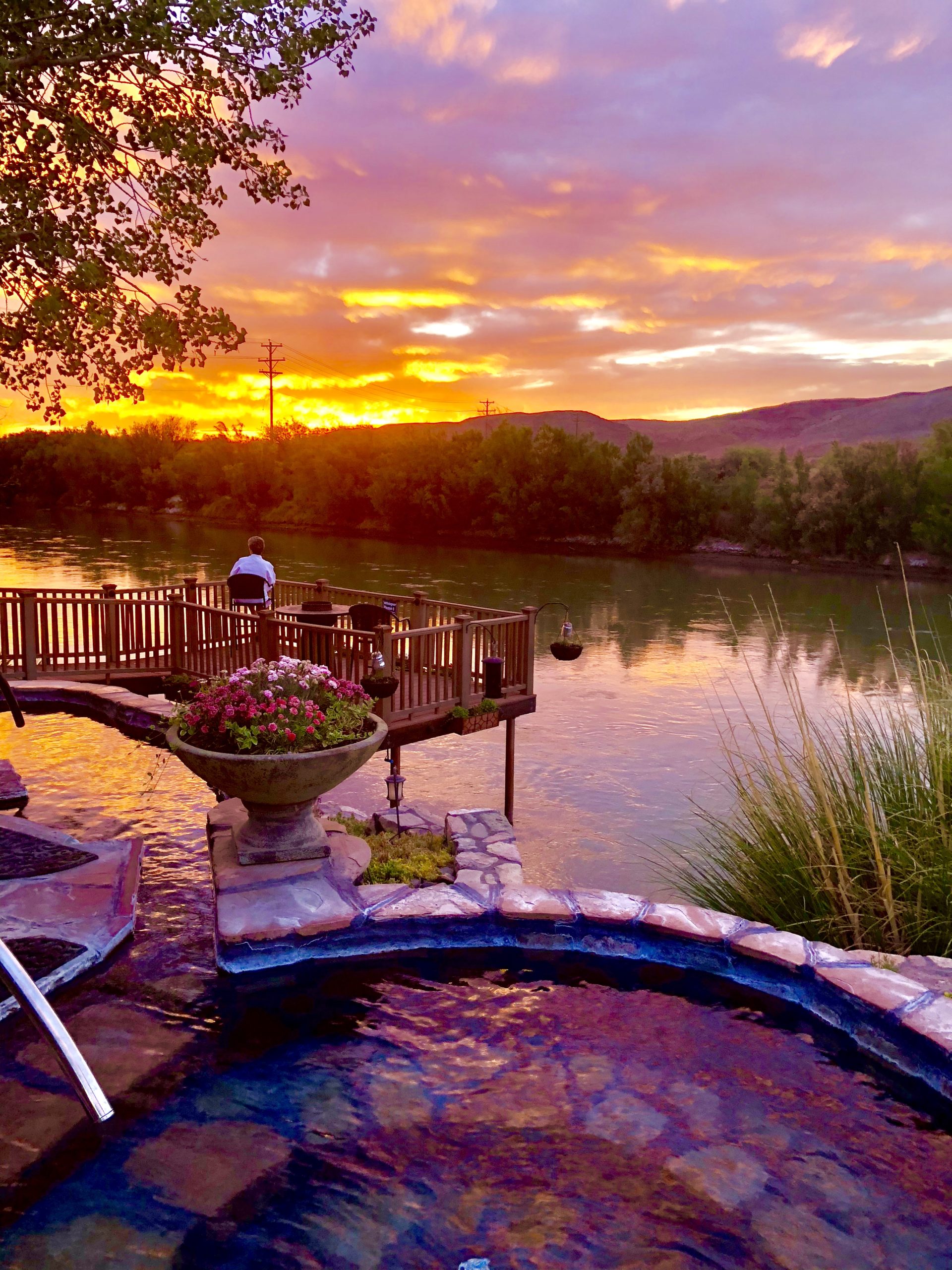 Riverbend hot springs. Where to soak in New Mexico